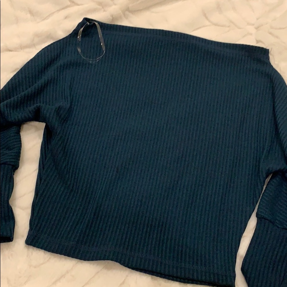 Off the shoulder too